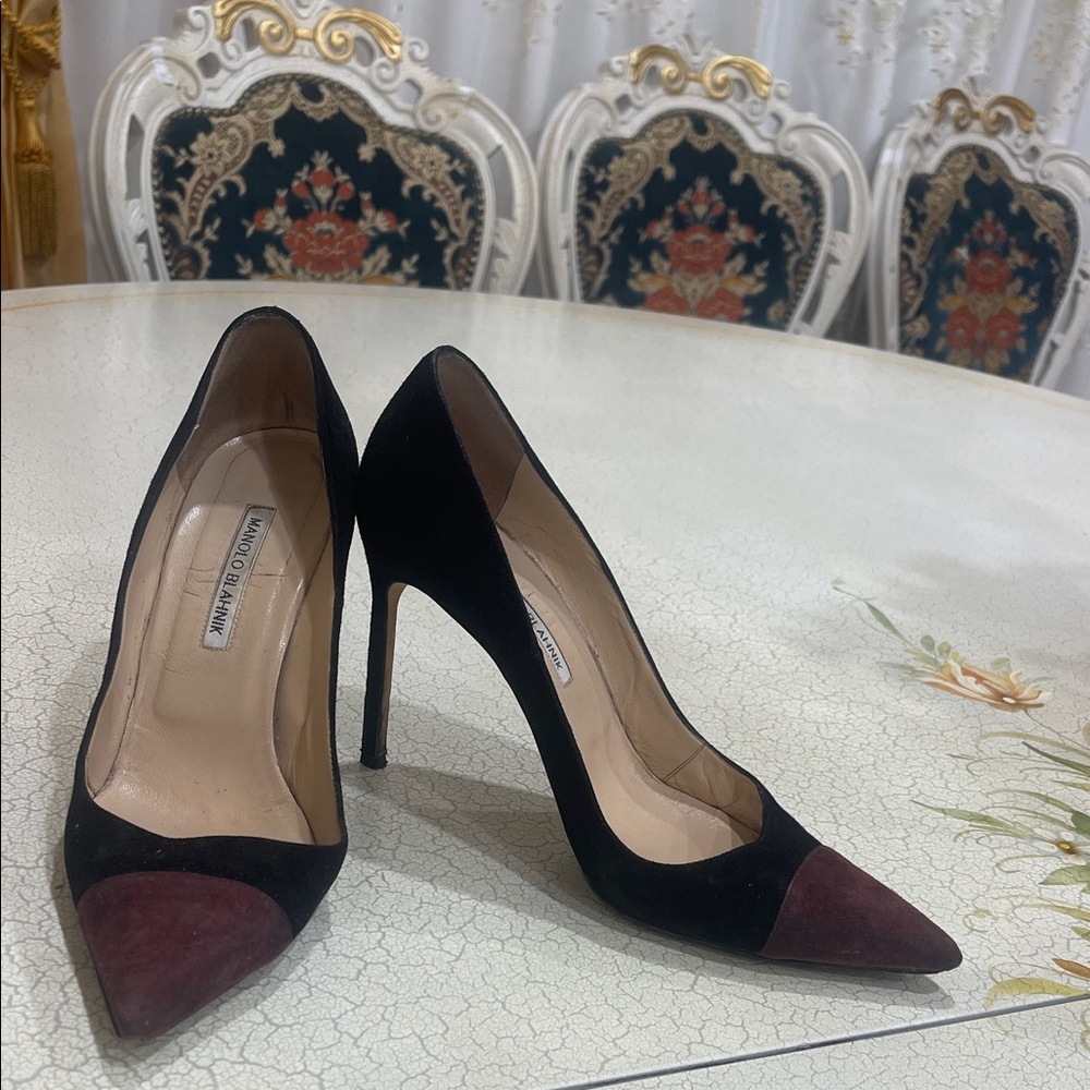 Manolo Blahnik Black and Dark Red Heels